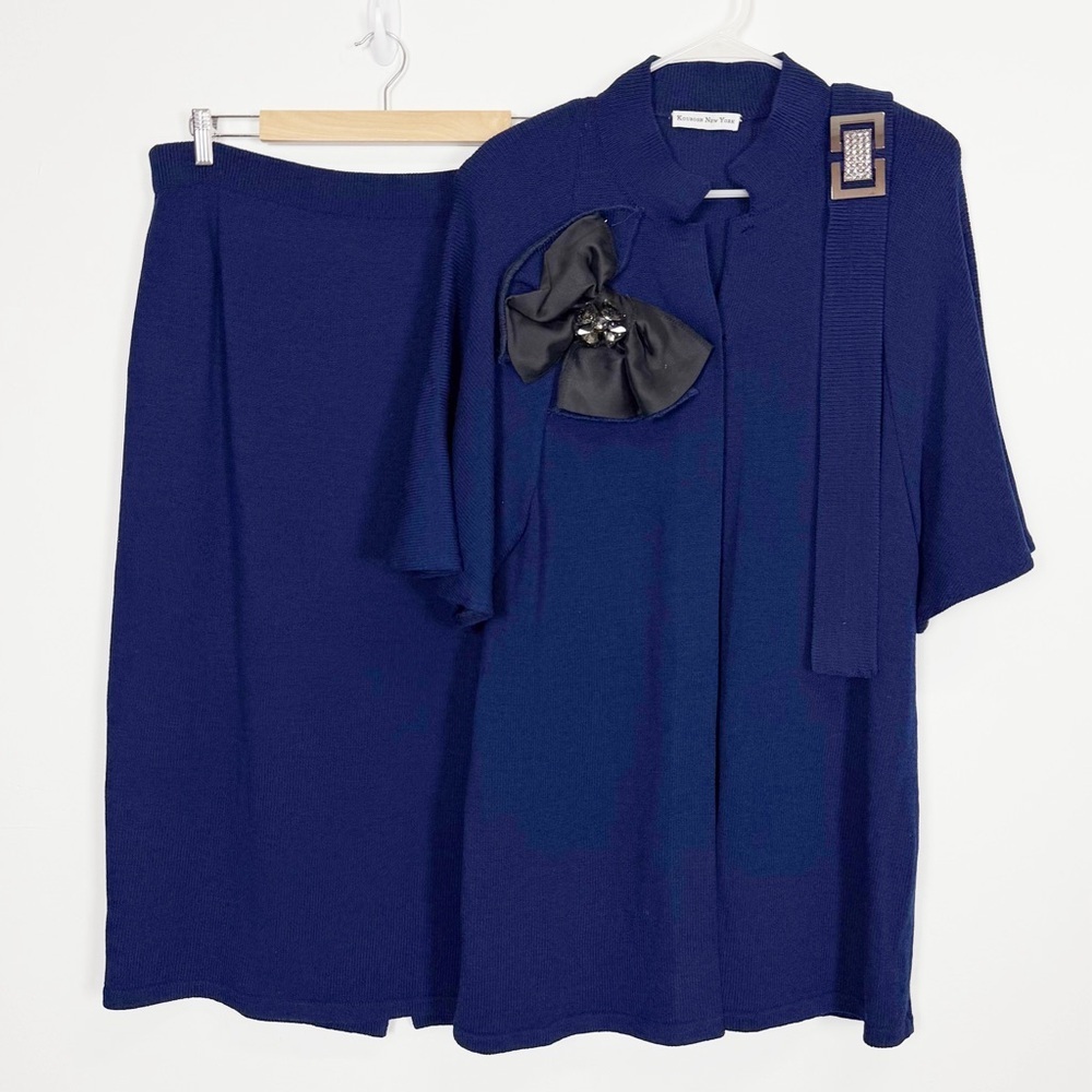 Kourosh New York Womens 8 Blue Knit Skirt Set with Belt